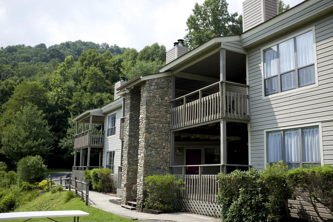 Peppertree Maggie Valley Aparthotel Exteriör bild