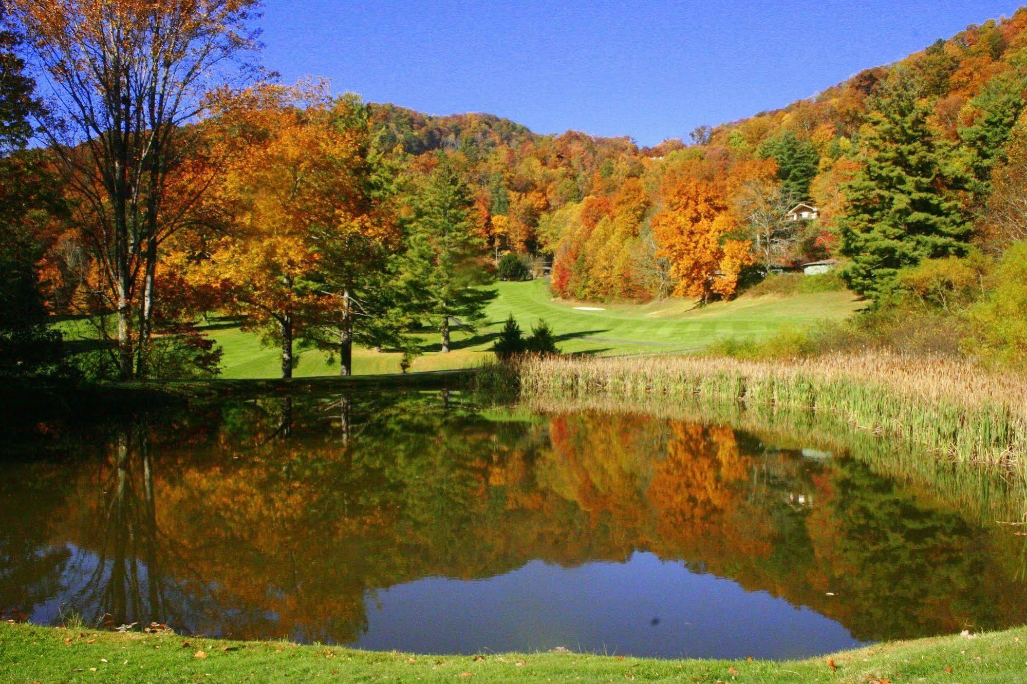 Peppertree Maggie Valley Aparthotel Exteriör bild